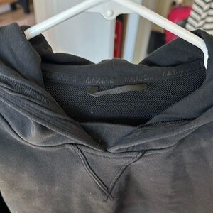 Lululemon cropped sweatshirt